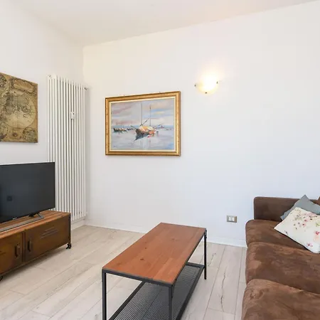 Desenzanoloft Official Partner Marriott Homes & - Window Of Family With Parking Spot Apartamento *