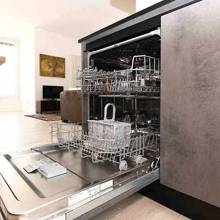 Desenzanoloft La Finestra Sul Appartamento